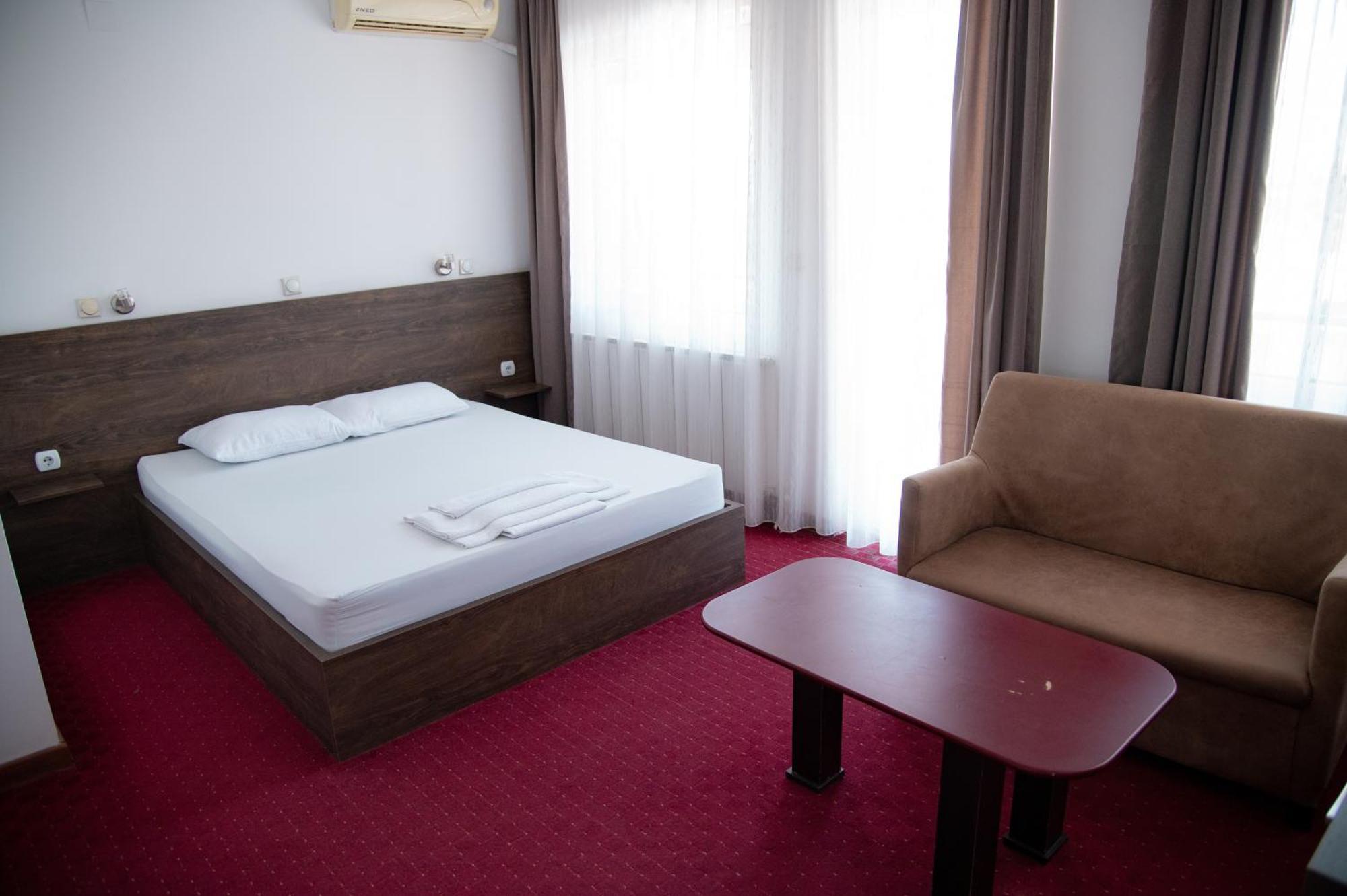 Hotel Istatov Nov Dojran Extérieur photo