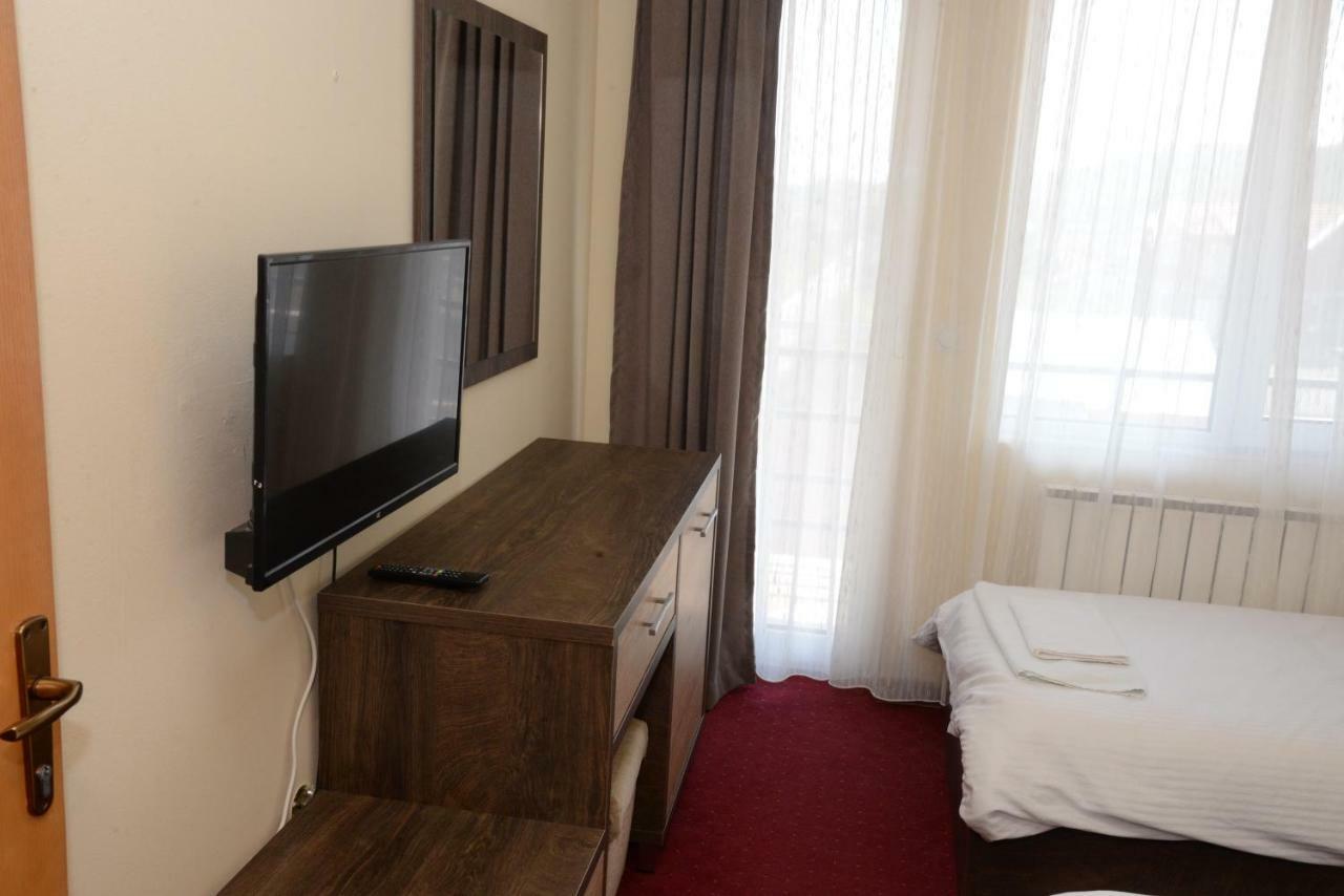 Hotel Istatov Nov Dojran Extérieur photo