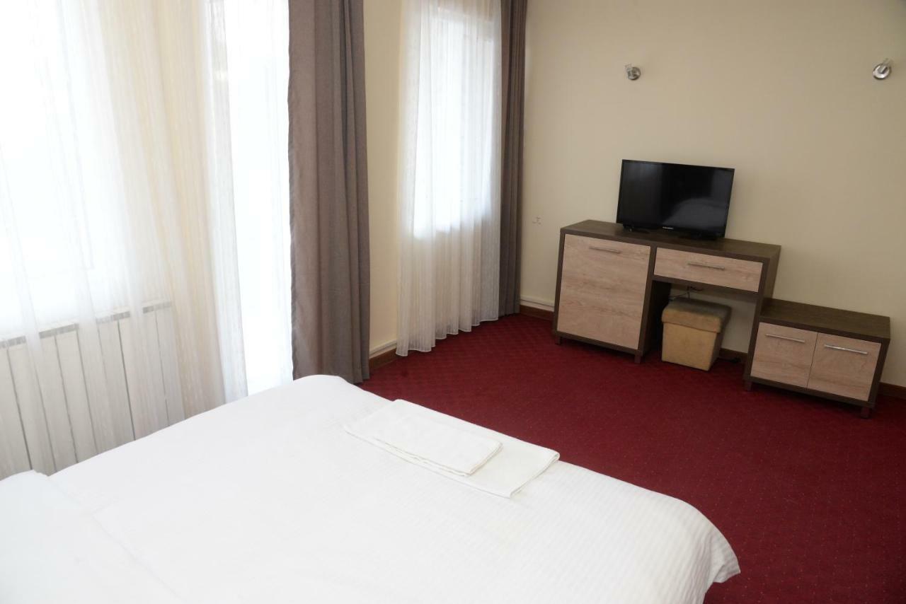 Hotel Istatov Nov Dojran Extérieur photo